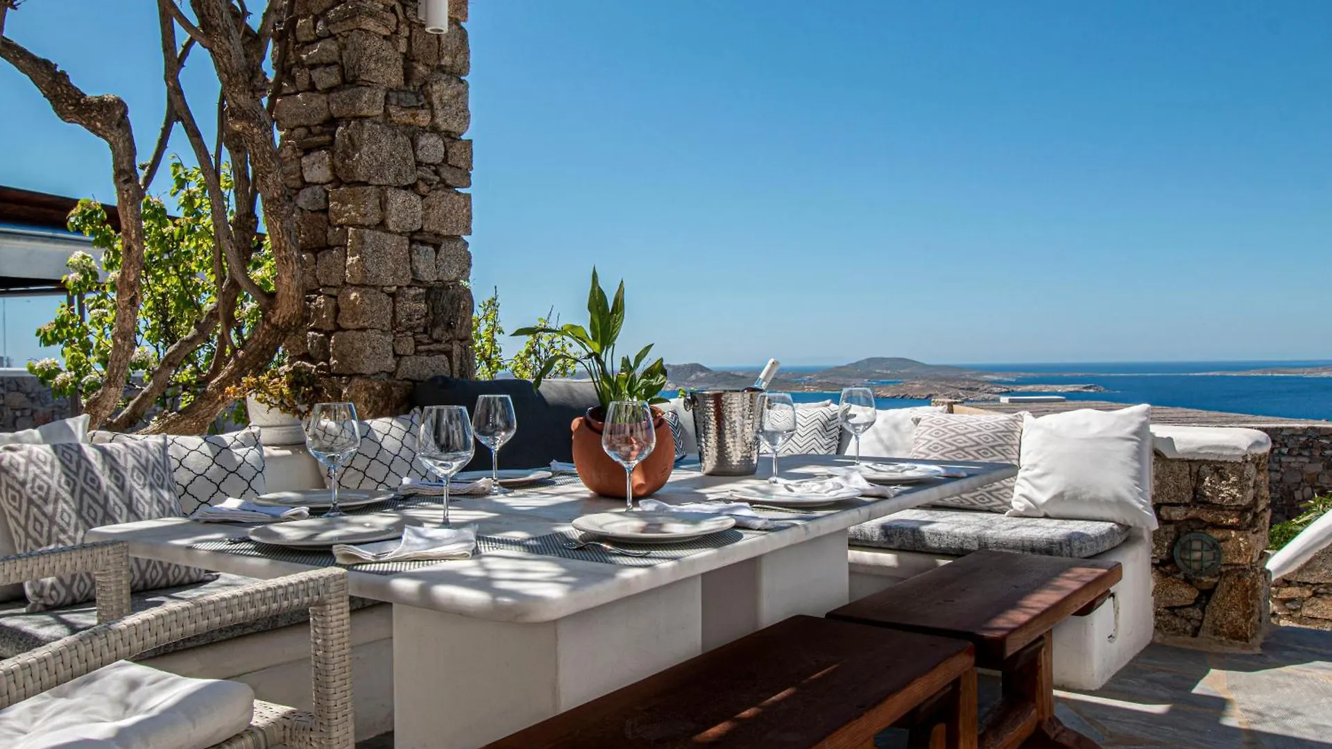 Villa Delos Sunset View Mykonos Town Yunanistan